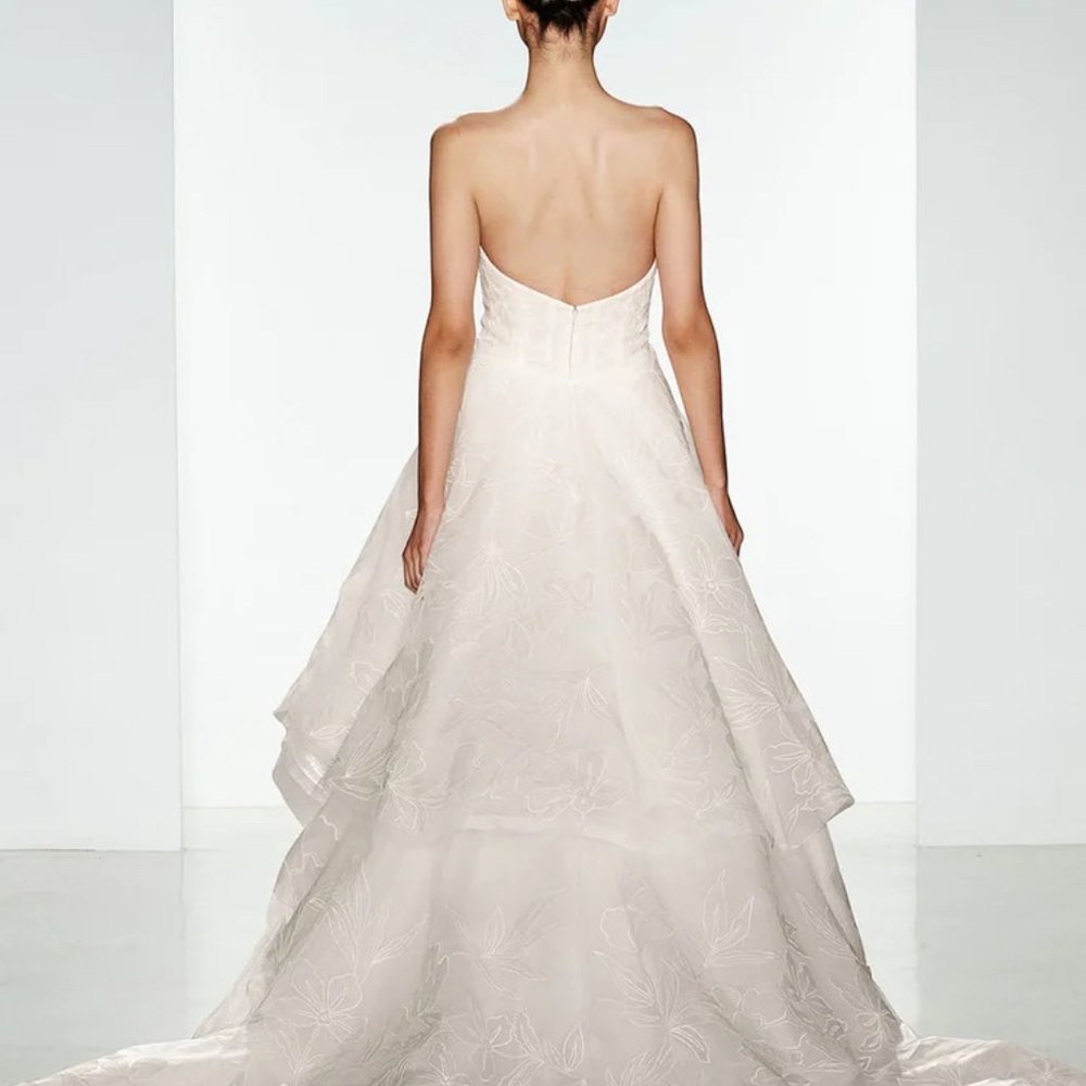 Amsale Wedding Dress - Quinton - Picture 2 of 9